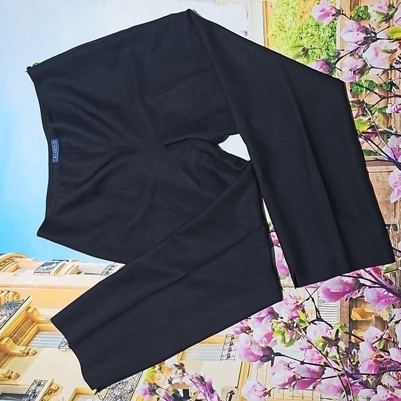 J. McLaughlin Pants - J.‎ McLaughlin Silk Black Pants with Straight Leg Cut and High Waist Size 8
